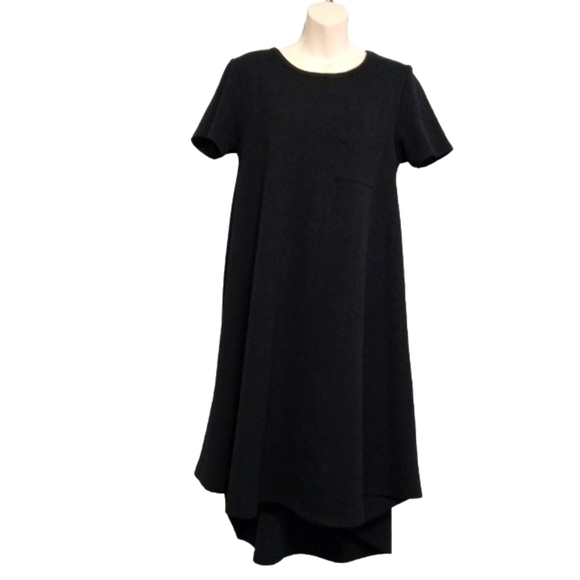 ✨Bogo FREE✨  Lularoe Black Loose Fit Short Sleeve Hi Lo Dress Sz S - Picture 1 of 8